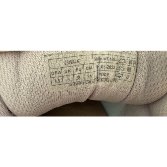 Vionic 23 Walk Sneakers - Size 7.5 Wide - Picture 8 of 8